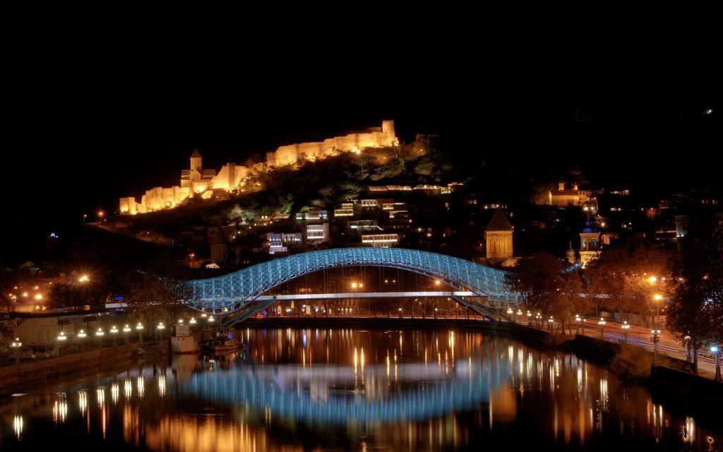 Europa+T Hotel Tbilisi Buitenkant foto