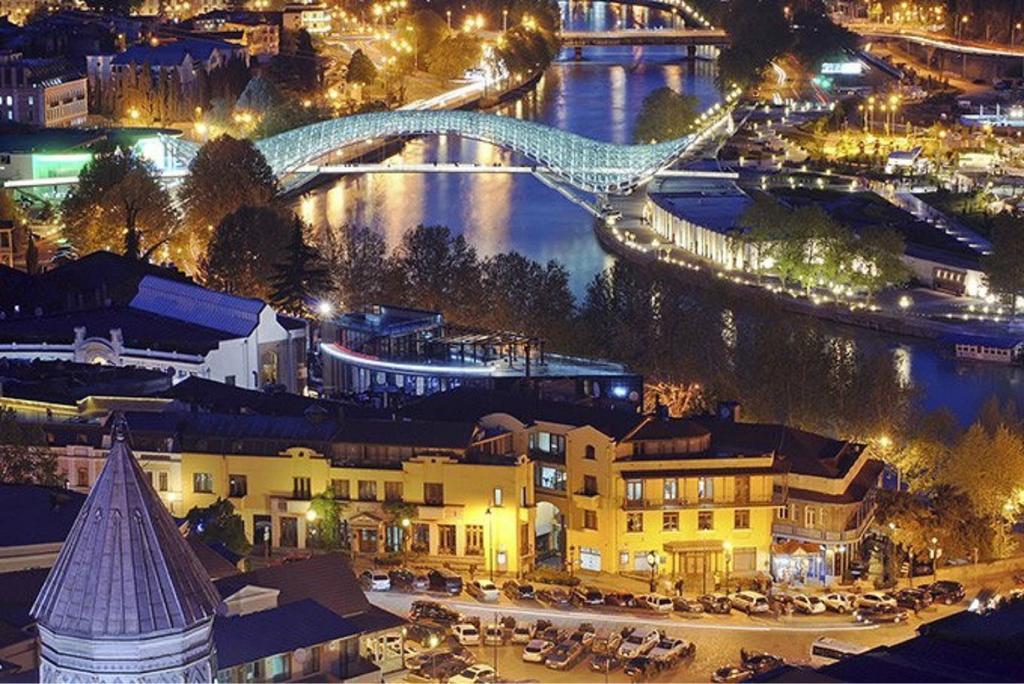 Europa+T Hotel Tbilisi Buitenkant foto