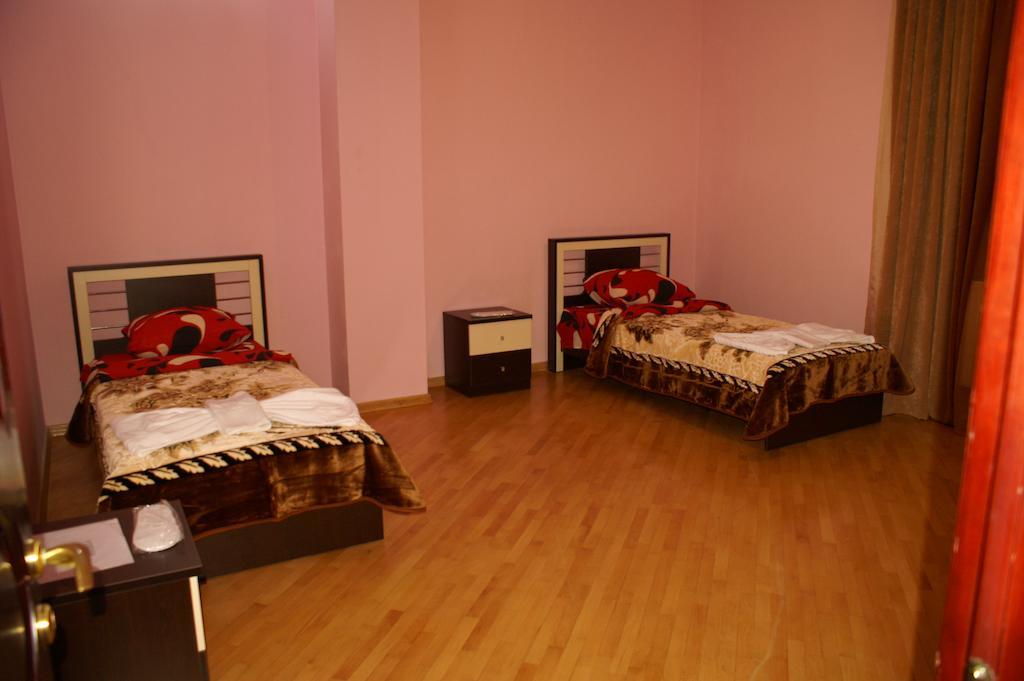 Europa+T Hotel Tbilisi Buitenkant foto
