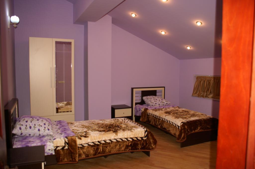 Europa+T Hotel Tbilisi Kamer foto