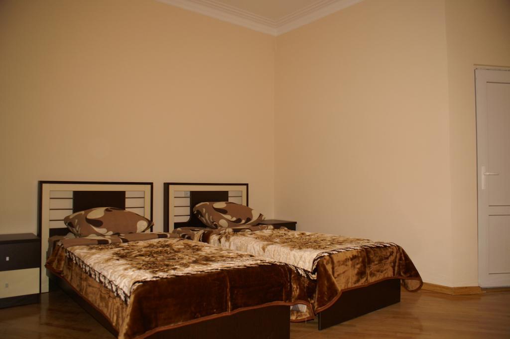 Europa+T Hotel Tbilisi Kamer foto