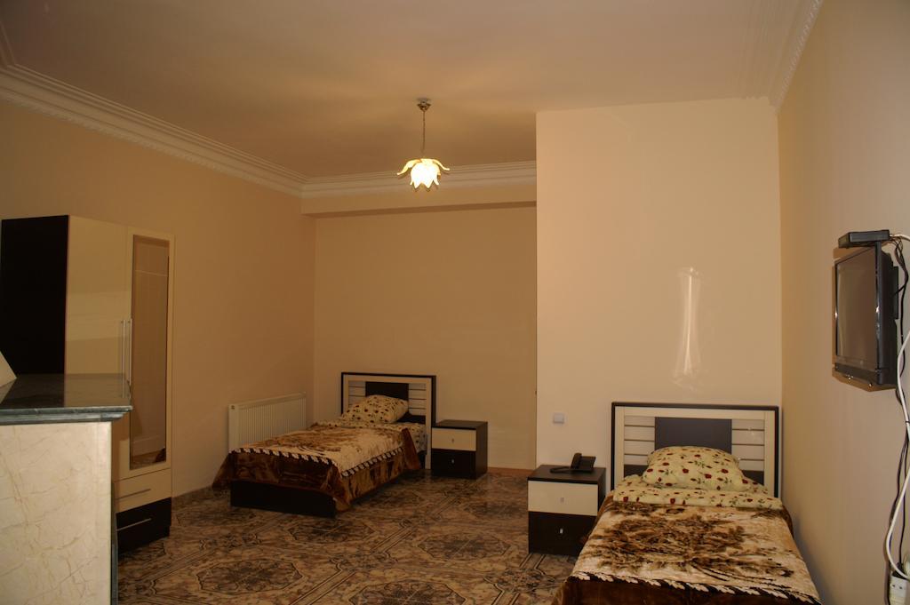 Europa+T Hotel Tbilisi Buitenkant foto